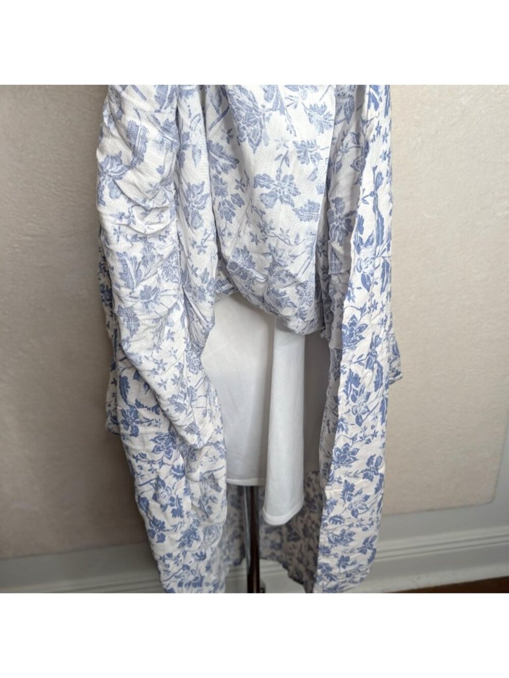Becool Blue & White Floral Maxi Dress Smocked Back Lined Size Medium Coastal Cot - Picture 10 of 14